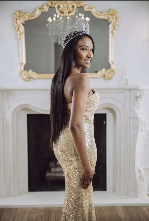 Mrs Universe Jamaica showcase image