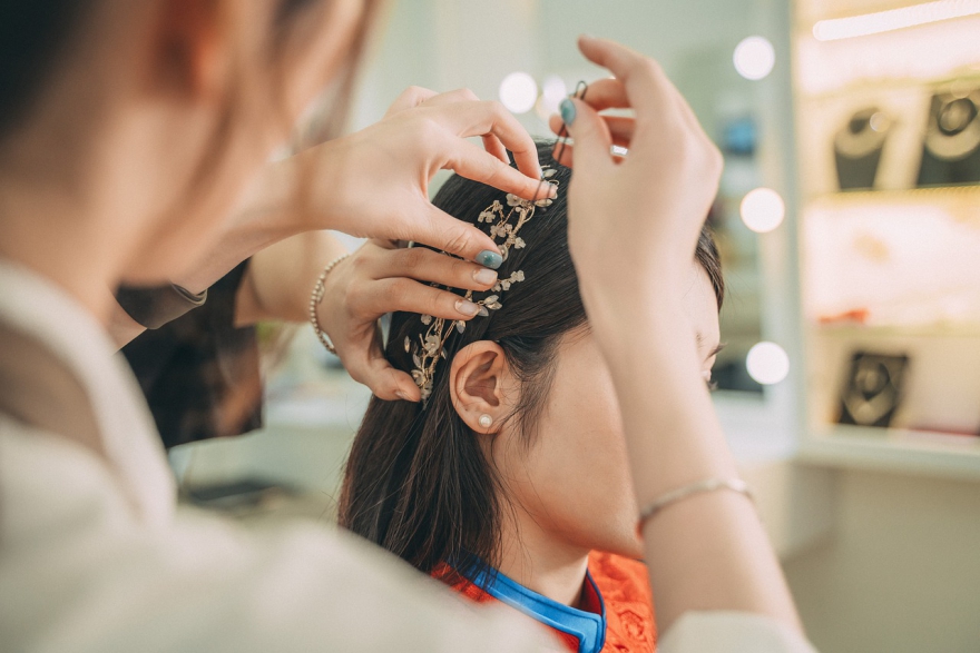 Hair Stylists - 5 Strategies For Increasing Your Income Right Away