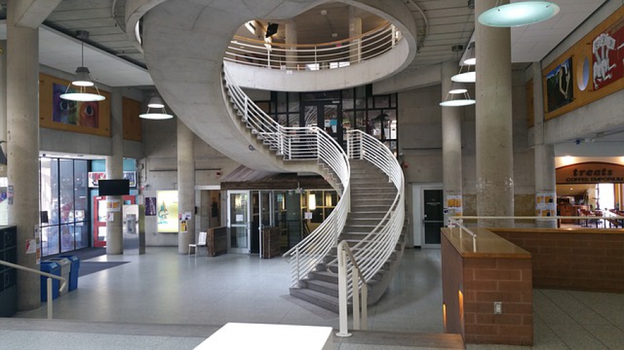 @launchyu York Offers $3,000 $5,000 In Cash Awards To Participating Startup Ventures @matrixthinker @oceinnovation @yorkuniversity