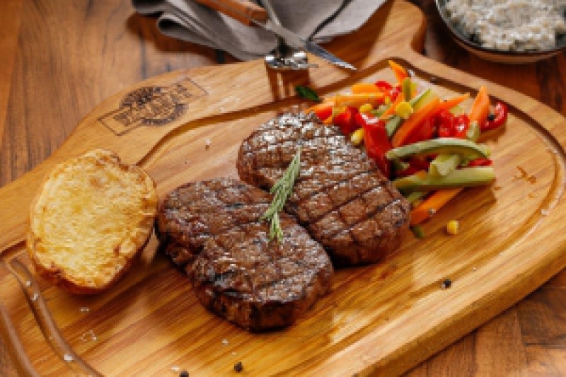 Savor Incredible Deals With Omaha Steaks And Restaurant.com