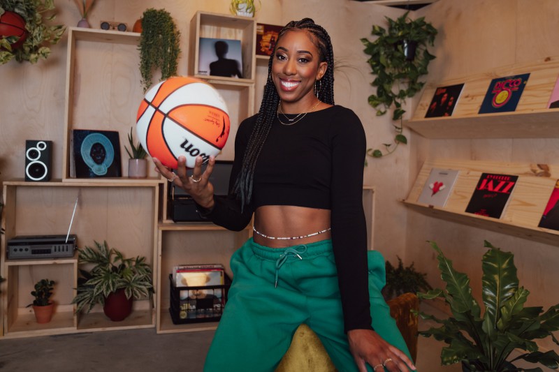 Momento Nft Adds Star Athletes Smith Schuster, Billings, Suggs, Brink And Wade #crypto #metaverse