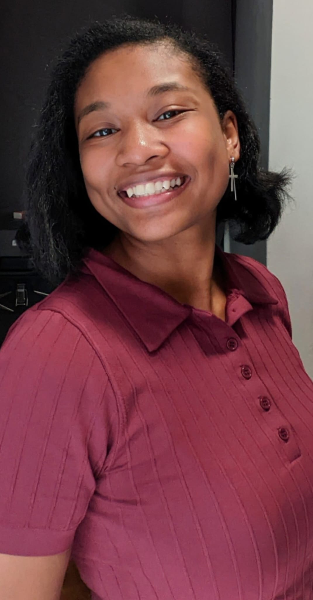 Angelica Reid Plays Fiya Dela Cruz In The Tony & Fiya Show #TonyFiyaShow