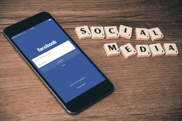 Facebook Offers Small Business Grants and Ad Credits Worth $100 Million